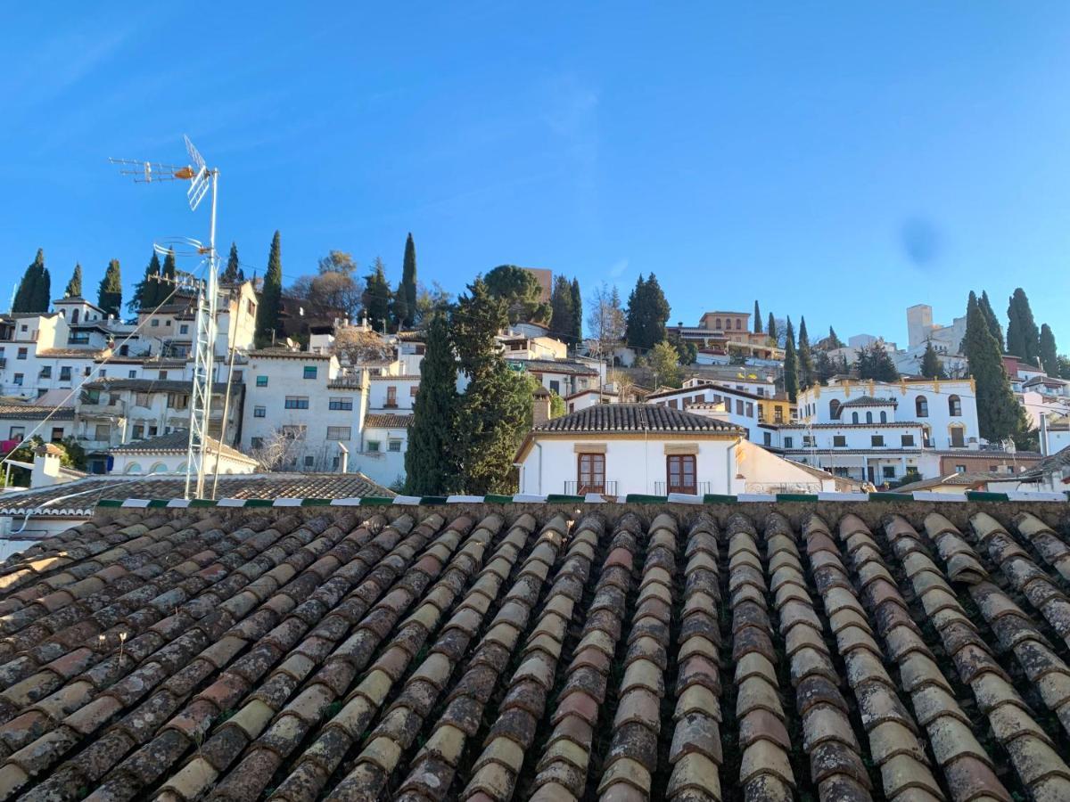Santa Escolastica En Pleno Centro De Granada Exterior photo